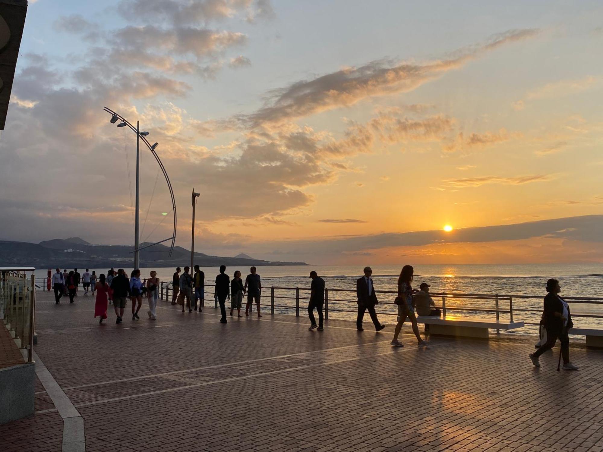 Studio In Las Canteras Beach Лас-Пальмас-де-Гран-Канария Экстерьер фото